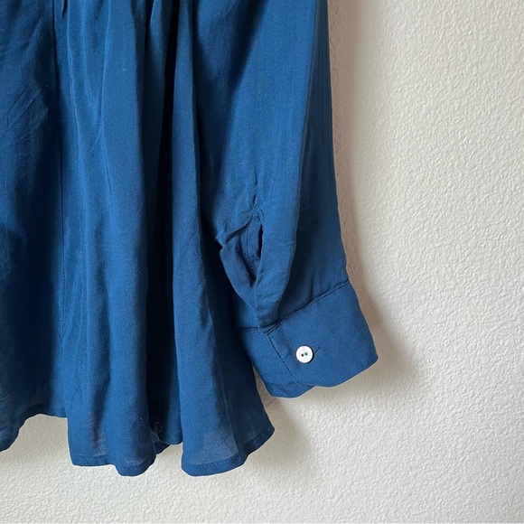 Anthropologie Maeve Blue Laiken Henley Front Pocket Blouse Size 2 - Picture 6 of 7